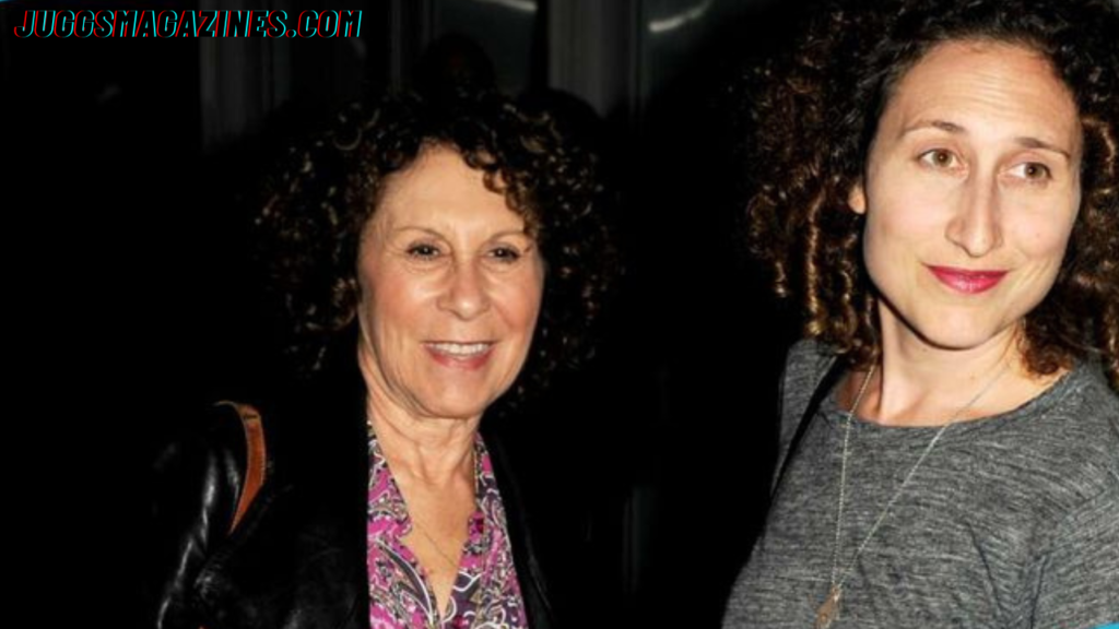 What is Grace Fan DeVito Net Worth? Age, Family, Height & Career in 2026